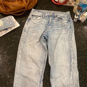 90’s boyfriend american eagle jeans